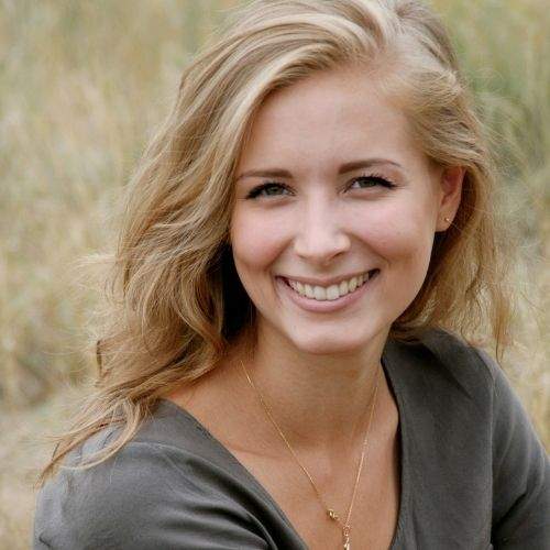 Learn the basics of skincare to help reduce the signs of aging skin.