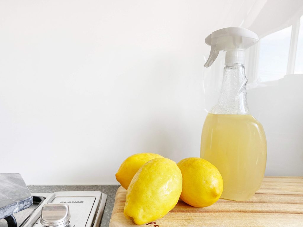 natural cleaner/lemon