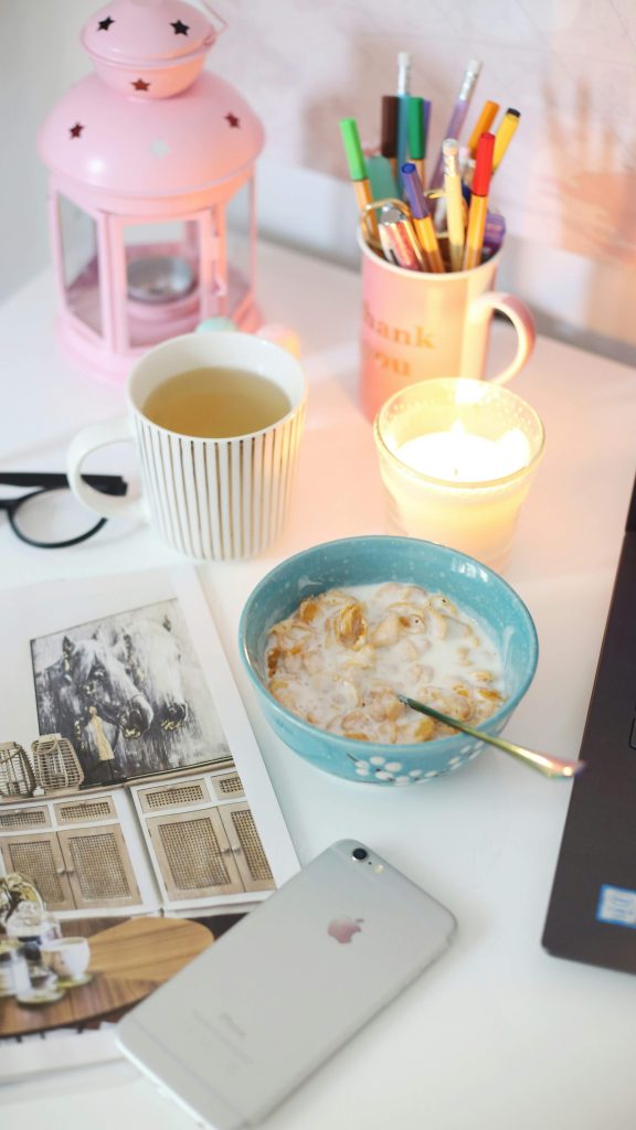 Daily habits that encourage personal growth and a positive mindset