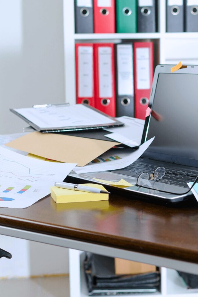 benefits of decluttering your workspace