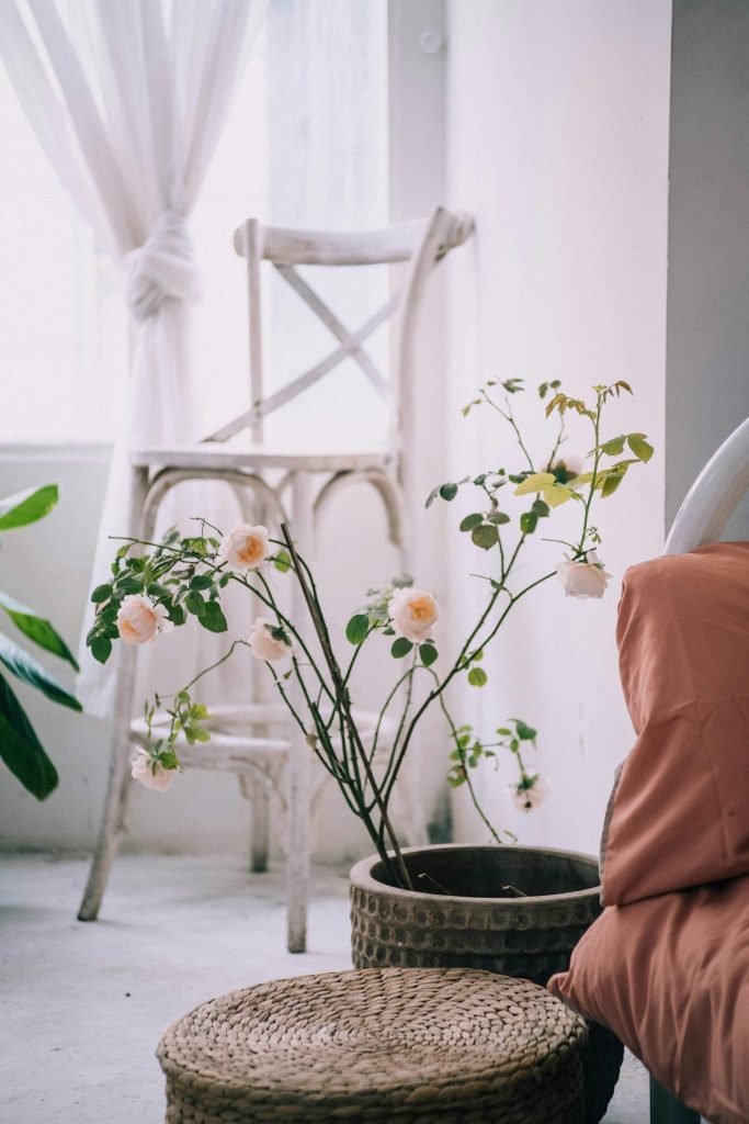 calm seating area in a home reflecting a benefit of mindfulness