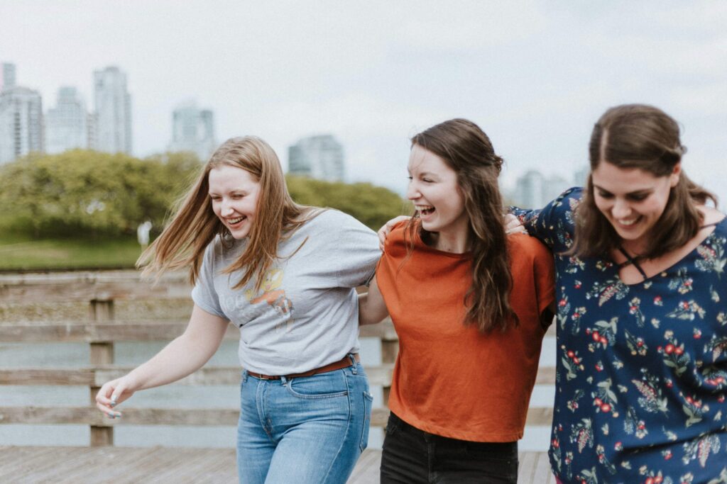 Gratitude journaling benefits relationships: family and friends connecting