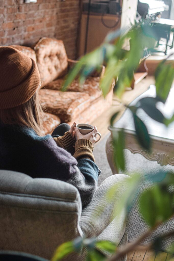 woman drinking coffee