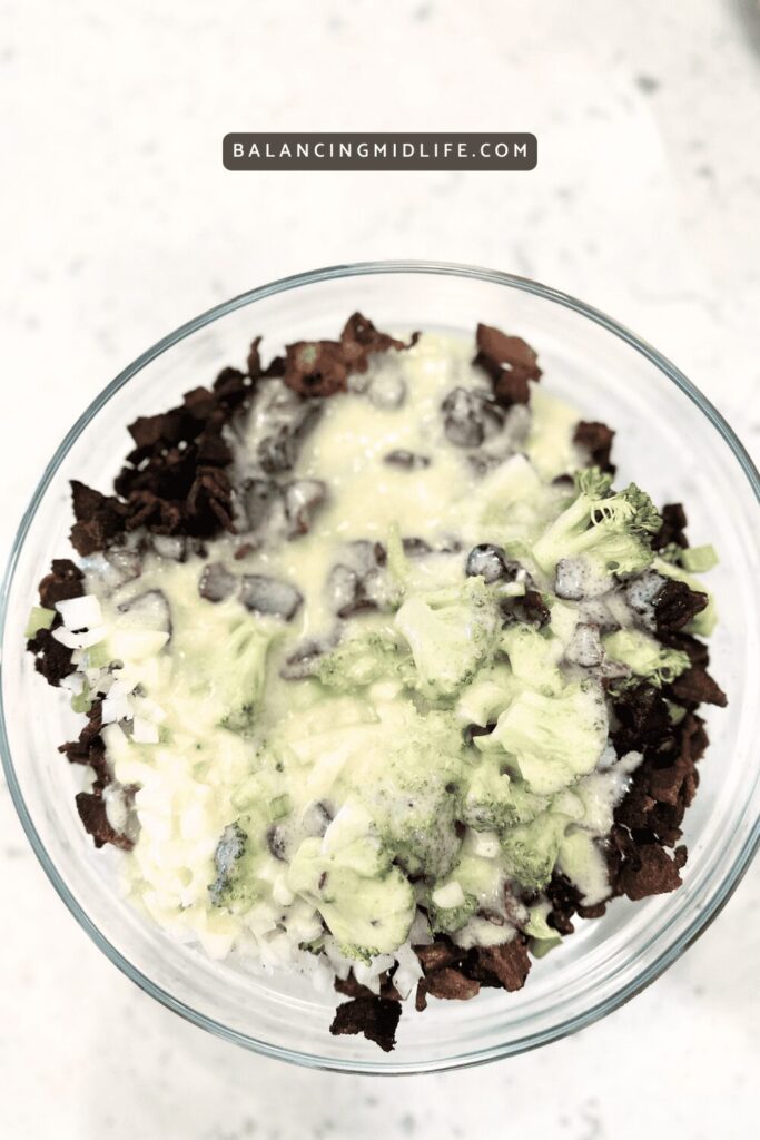 easy broccoli cranberry salad recipe with bacon and creamy dressing