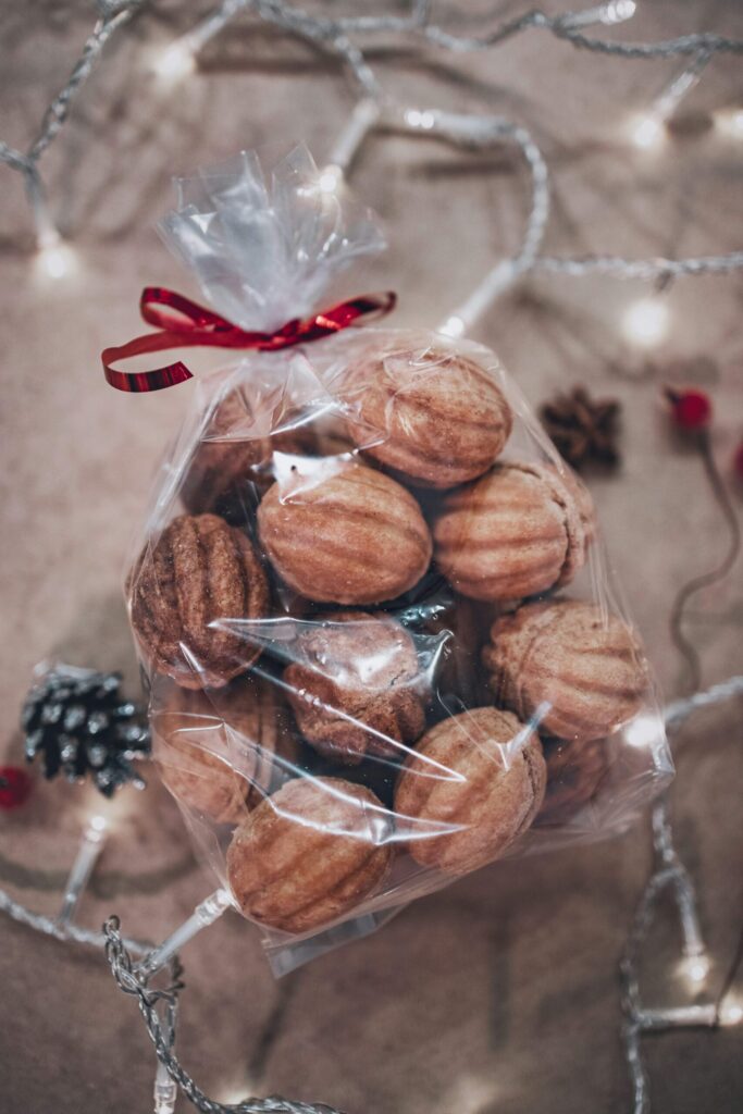 a gift bag of christmas cookies as a small mindful gift idea